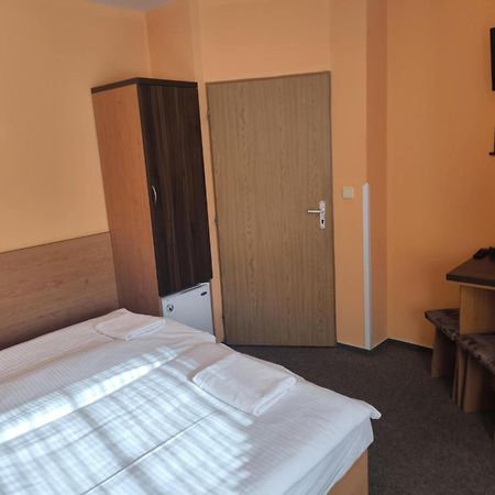 Pension Euro Mikulov Exterior foto