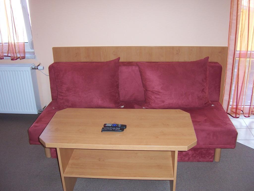 Pension Euro Mikulov Zimmer foto