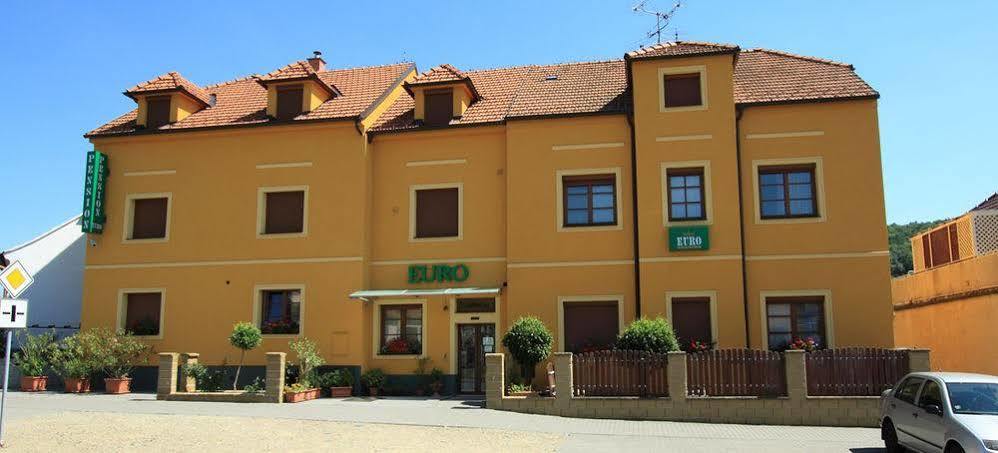 Pension Euro Mikulov Exterior foto